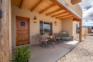 34 Medina Ln, Ranchos de Taos, NM 87557