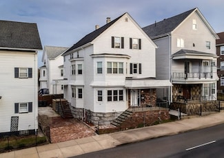 522 Broadway, Fall River, MA 02724