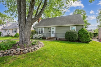 26 Brian Rd, West Hartford, CT 06110