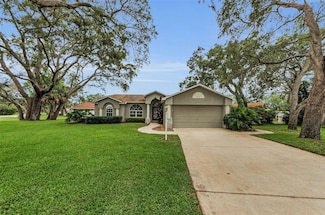 8060 Timberlake Ave, Spring Hill, FL 34606