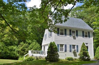122 Winn Hill Rd, Sunapee, NH 03782