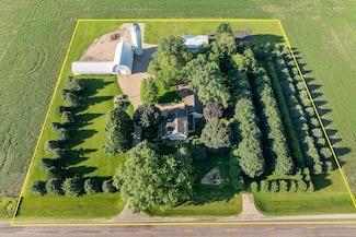 861 85th St, Sherburn, MN 56171