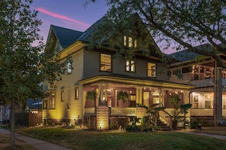 802 Ashland Ave, Saint Paul, MN 55104