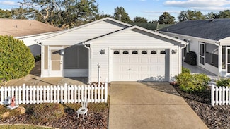 2907 Barboza Dr, The Villages, FL 32162