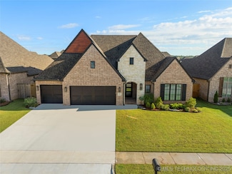 5913 E 127th St S, Bixby, OK 74008