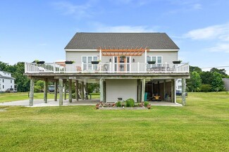 7282 Jones Ln, Chincoteague Island, VA 23336