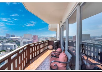 2016 Main St Unit 1505, Houston, TX 77002
