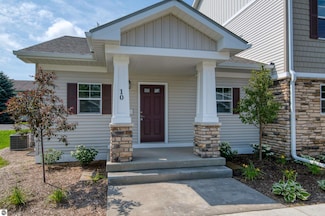1548 Simsbury St Unit 10, Traverse City, MI 49686