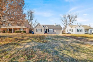 1224 S 18th St, Chickasha, OK 73018
