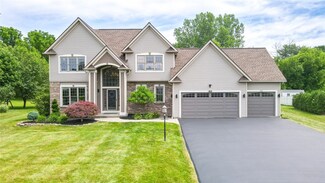 814 Houston Rd, Webster, NY 14580