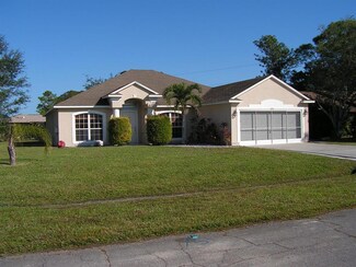 255 SW Langfield Ave, Port Saint Lucie, FL 34984