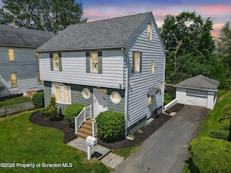 3710 Birney Ave, Moosic, PA 18507