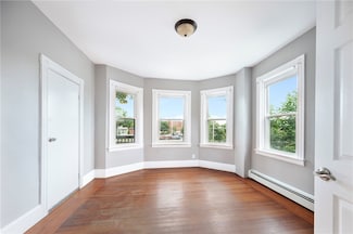 8 Eaton St Unit 3, Providence, RI 02908