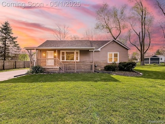 8097 Frederick St, Northville, MI 48167