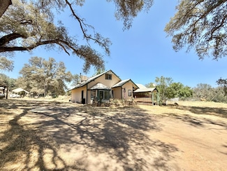 4091 Old Hwy, Mariposa, CA 95338