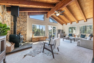 11566 Rhineland Ave, Truckee, CA 96161