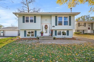 4201 Enden Ln, Des Moines, IA 50317