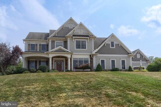 158 Willow Creek Ln, Hummelstown, PA 17036