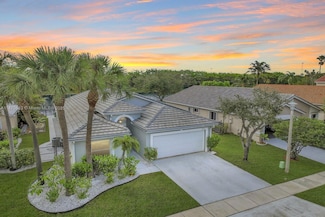 214 SW 180th Ave, Pembroke Pines, FL 33029