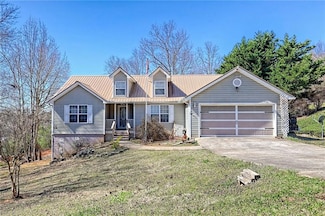 631 Shadow Mountain Ln, Cleveland, GA 30528