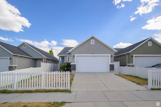 1728 E Shadow Dr, Eagle Mountain, UT 84005