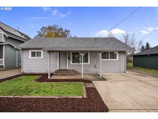 547 Fir St, Woodburn, OR 97071
