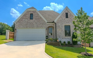 101 Mergeron Ct, Little Rock, AR 72212
