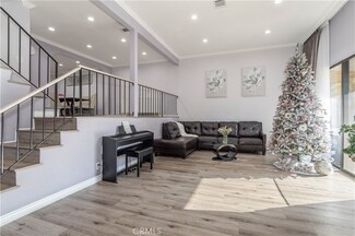 18425 Saticoy St Unit 9, Reseda, CA 91335