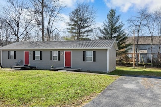 229 Strange St, Stanton, KY 40380