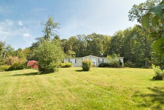 148 Woodside Rd, Towanda, PA 18848