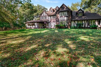 9303 E Division Rd, Mill Creek, IN 46365