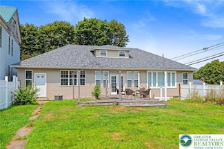 1 W Lehigh St, Summit Hill, PA 18250