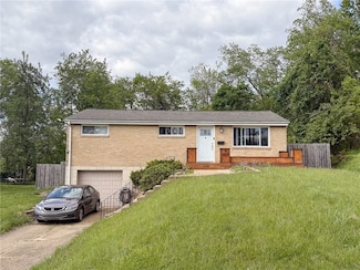 829 Cottonwood Dr, Monroeville, PA 15146