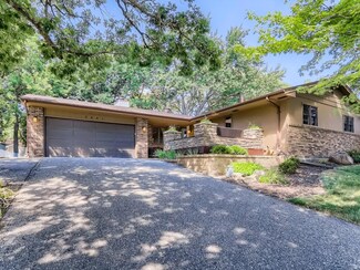 3441 Chandler Rd, Saint Paul, MN 55126