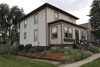 412 Manning St, Columbus, WI 53925