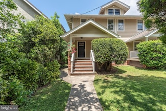 3819 1/2 Woodley Rd NW, Washington, DC 20016