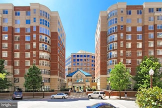 3835 9th St N Unit 901E, Arlington, VA 22203