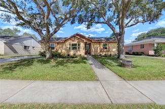 12114 Dorrance Ln, Stafford, TX 77477