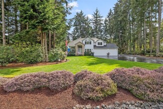 5609 NW Rydan Ct, Bremerton, WA 98312