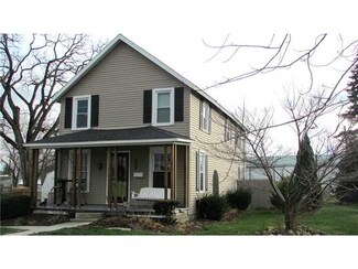 18725 Wall St, Tontogany, OH 43565