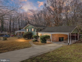 8607 Vistula Dr, Fort Washington, MD 20744