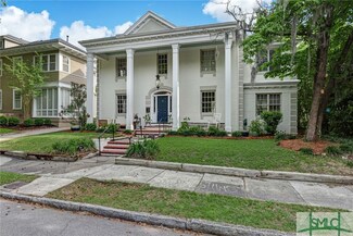 34 E 48th St, Savannah, GA 31405
