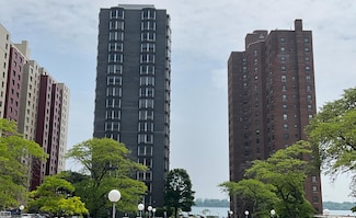 8200 E Jefferson Ave Unit 605, Detroit, MI 48214