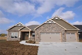 2818 Larkspur Dr, Lebanon, IN 46052