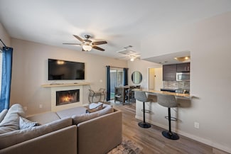 506 W San Antonio St Unit 205, San Marcos, TX 78666