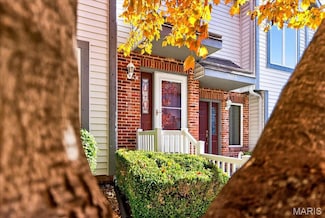 3604 Sherman Park Dr Unit 7D, Saint Charles, MO 63303