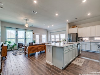 8847 Pinto Canyon, San Antonio, TX 78254