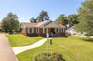 405 N Grand Ave, Eldon, MO 65026