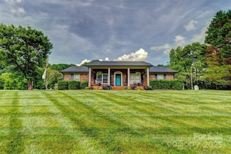 253 Suncrest Rd, Cherryville, NC 28021