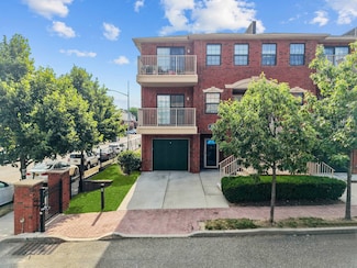 222 Constitution Place Unit 167, College Point, NY 11356